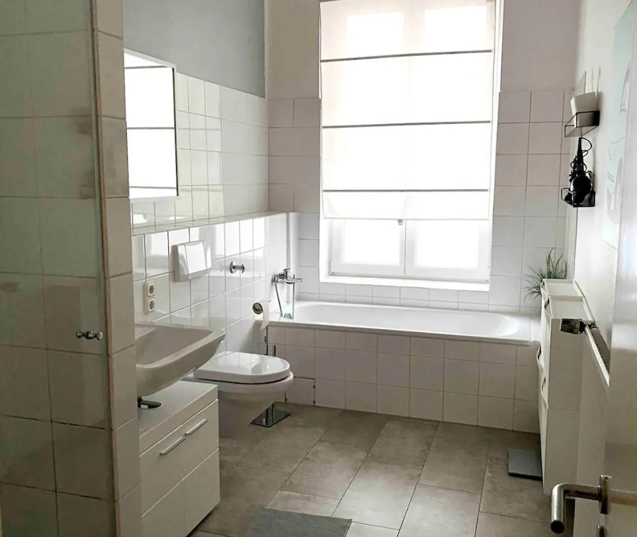90Sqm Unique Living Near The Alster Apartment Hamburg